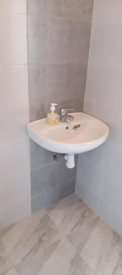 Appartement Pres De Casanearshore Et L'Ofppt Casablanca Exterior foto